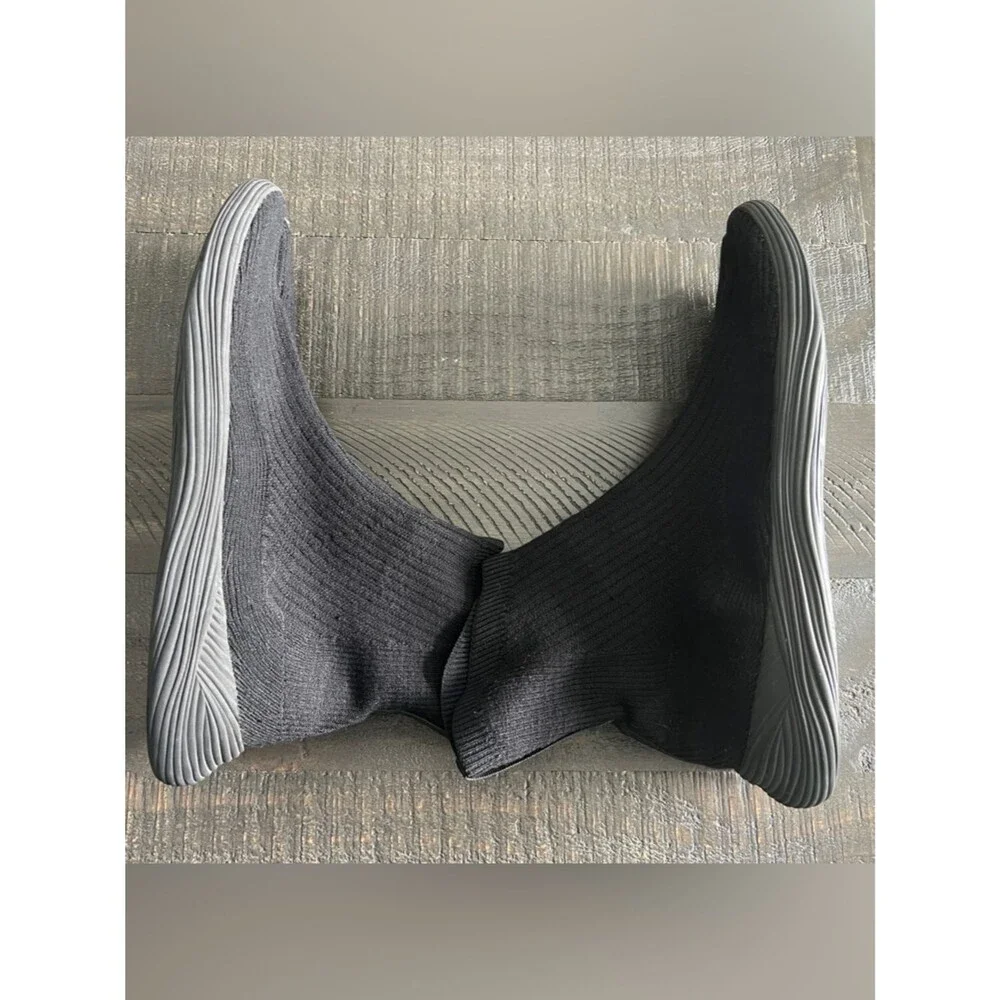 Tabi Split Toe Sock Sneakers Black Knit Boots Unisex Minimalist Techwear